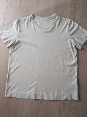 *4 for 30* Simons Contemporaine Organic cotton T-shirt